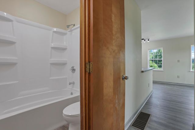 26563 Tarlton Adelphi Road, Laurelville, OH 43135