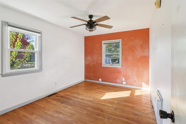 306 E 20th Street N, Newton, IA 50208