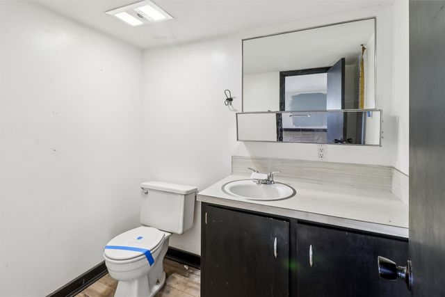 306 E 20th Street N, Newton, IA 50208