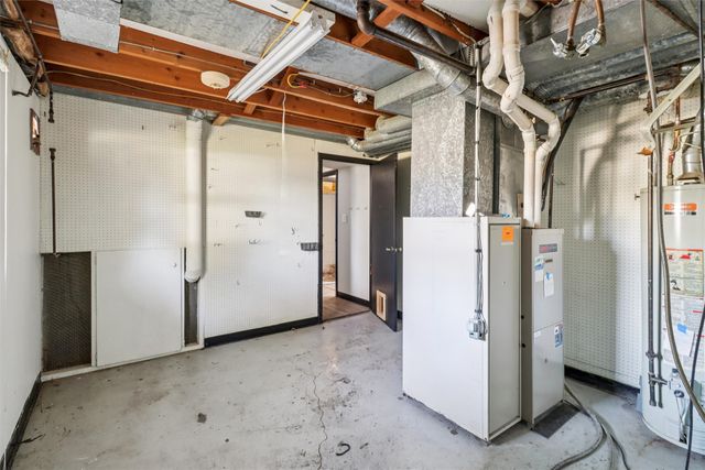 306 E 20th Street N, Newton, IA 50208