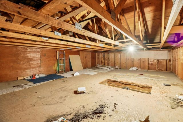 306 E 20th Street N, Newton, IA 50208