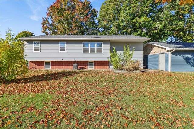 306 E 20th Street N, Newton, IA 50208