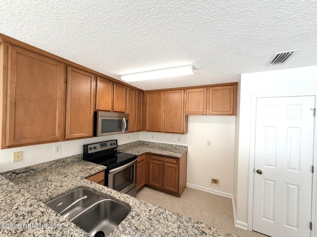 1500 CALMING WATER Drive 5202, Fleming Island, FL 32003