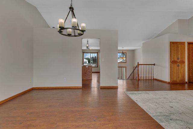 1540 Timberdoodle Drive, Saint Cloud, MN 56303