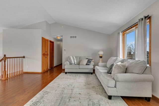 1540 Timberdoodle Drive, Saint Cloud, MN 56303