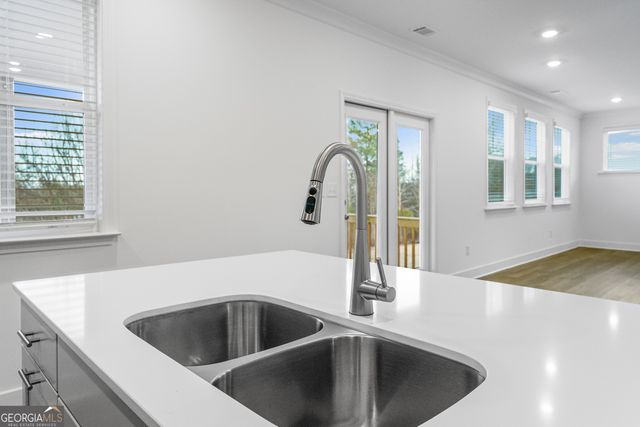 1040 Reagan Drive, Madison, GA 30650