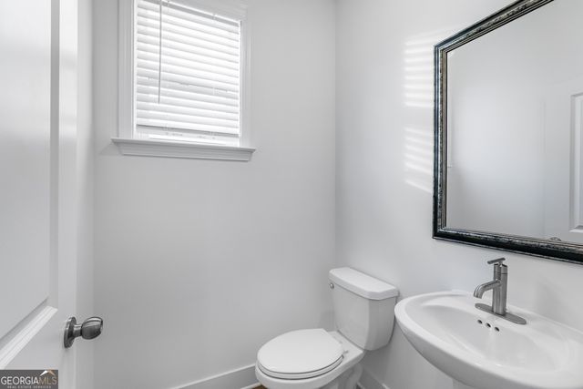 1040 Reagan Drive, Madison, GA 30650