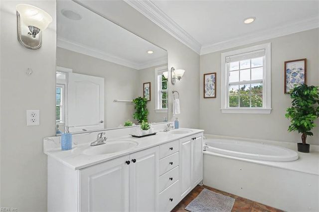 5229 Ordsall PL, Virginia Beach, VA 23455