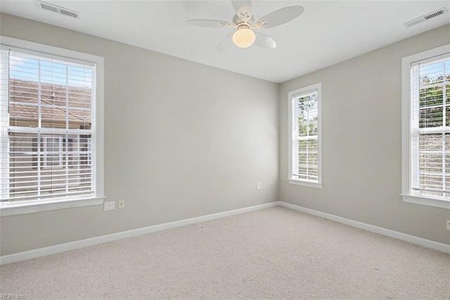 5229 Ordsall PL, Virginia Beach, VA 23455