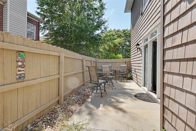 5229 Ordsall PL, Virginia Beach, VA 23455