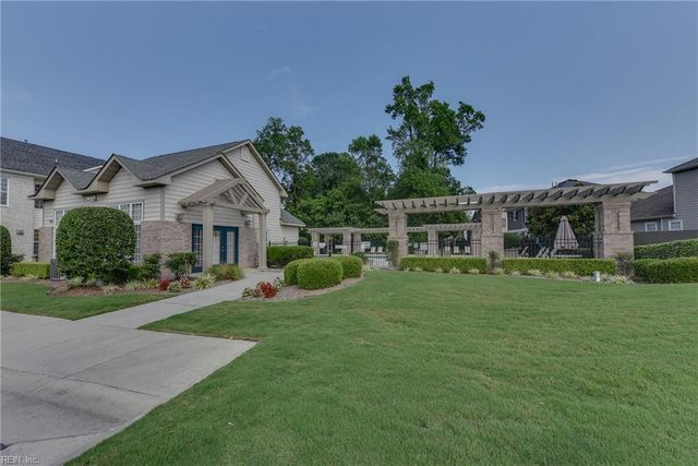 5229 Ordsall PL, Virginia Beach, VA 23455