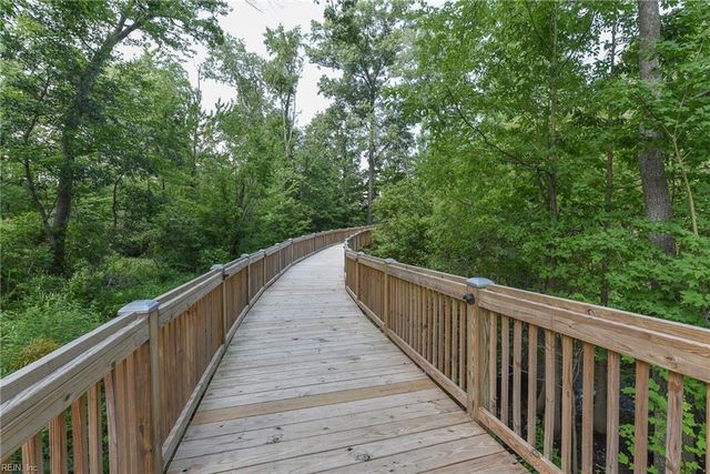5229 Ordsall PL, Virginia Beach, VA 23455