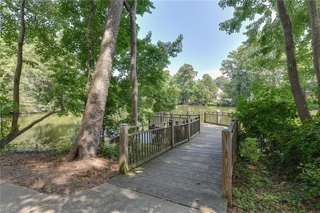 5229 Ordsall PL, Virginia Beach, VA 23455