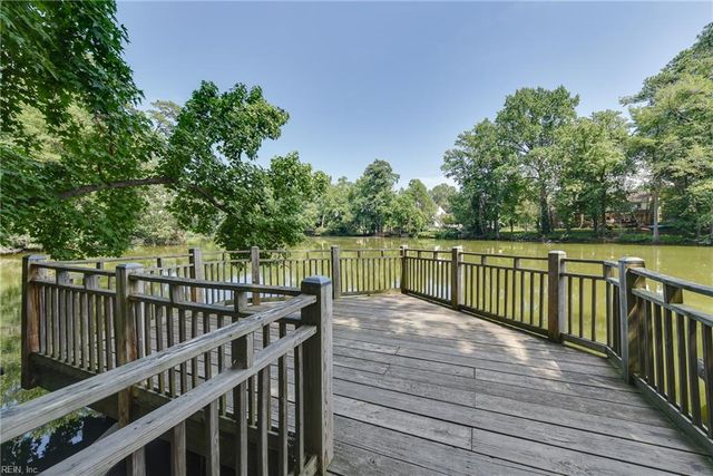 5229 Ordsall PL, Virginia Beach, VA 23455