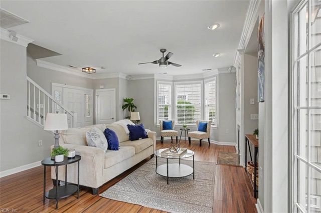 5229 Ordsall PL, Virginia Beach, VA 23455