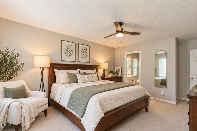 540 W Juniper Avenue, Wake Forest, NC 27587
