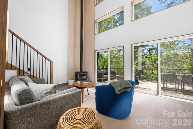 1385 Niley Cook Road, Blowing Rock, NC 28605