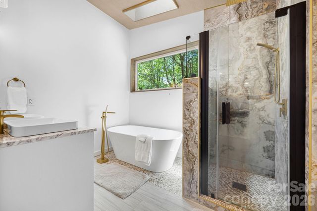 1385 Niley Cook Road, Blowing Rock, NC 28605