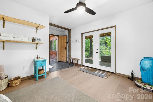1385 Niley Cook Road, Blowing Rock, NC 28605