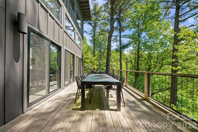 1385 Niley Cook Road, Blowing Rock, NC 28605