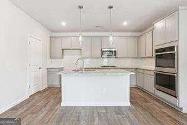 33 Faulkner Circle, Social Circle, GA 30025