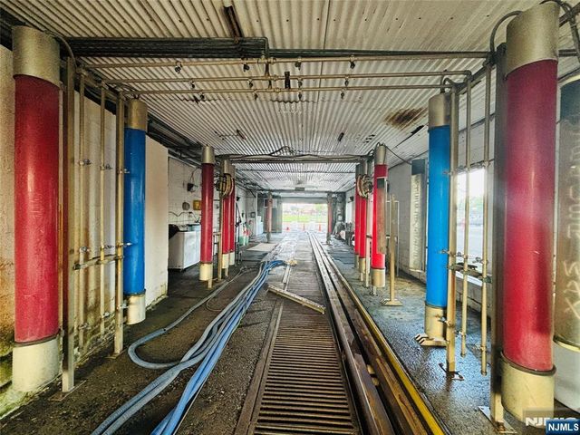 75 W Route 46, Lodi, NJ 07644