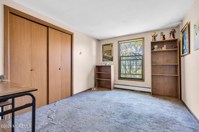 1333 Longboat Avenue, Beachwood, NJ 08722