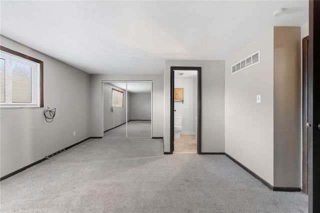 130 Harphen St, Versailles Boro, PA 15132