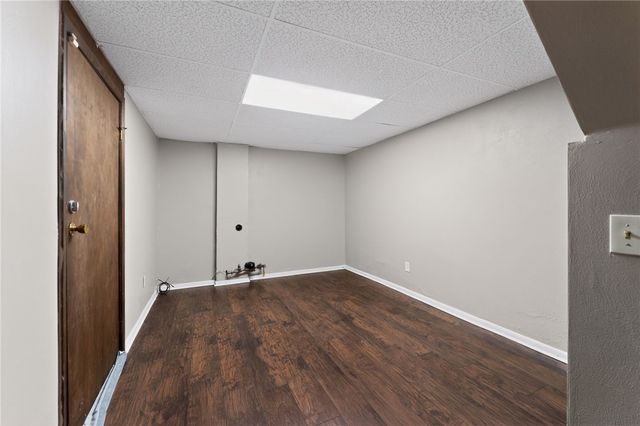 130 Harphen St, Versailles Boro, PA 15132