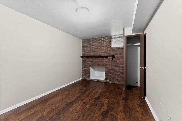 130 Harphen St, Versailles Boro, PA 15132