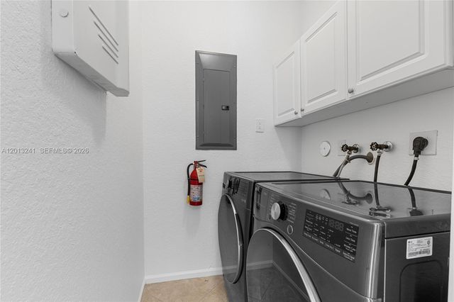 1559 Passion Vine Cir 7-2, Weston, FL 33326