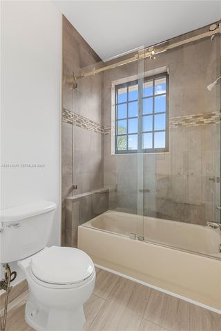 1559 Passion Vine Cir 7-2, Weston, FL 33326