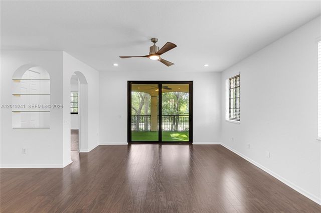 1559 Passion Vine Cir 7-2, Weston, FL 33326
