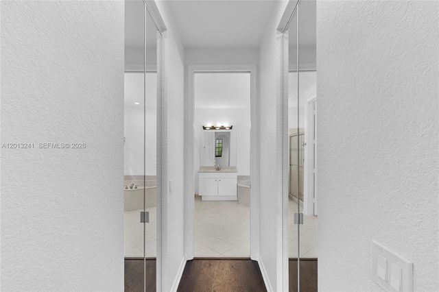 1559 Passion Vine Cir 7-2, Weston, FL 33326