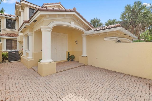 1559 Passion Vine Cir 7-2, Weston, FL 33326