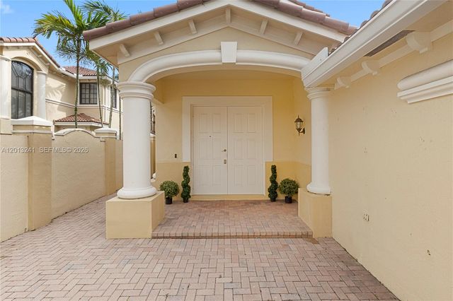 1559 Passion Vine Cir 7-2, Weston, FL 33326