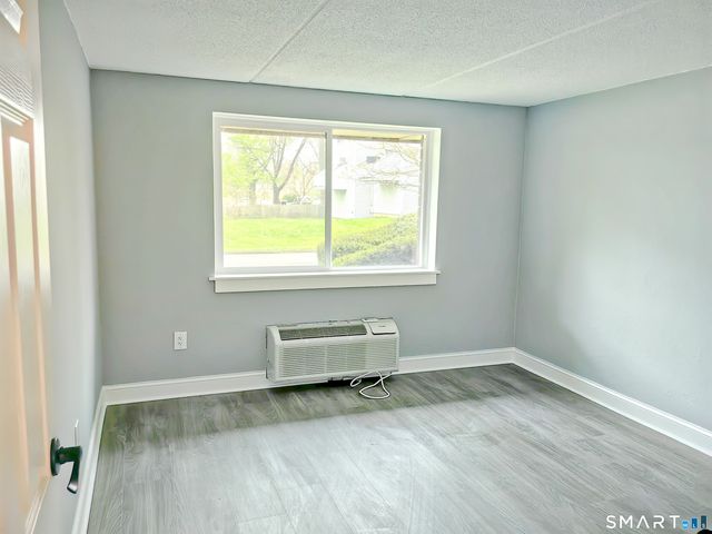 126 Triangle Street A16, Danbury, CT 06810