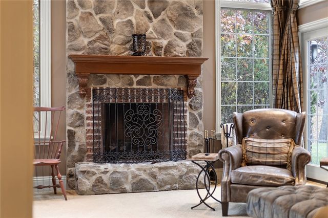 1607 Fieldstone Lane, Franklin Park, PA 15143