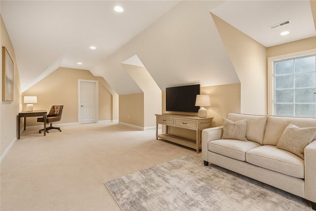 1607 Fieldstone Lane, Franklin Park, PA 15143