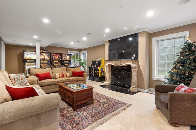 1607 Fieldstone Lane, Franklin Park, PA 15143