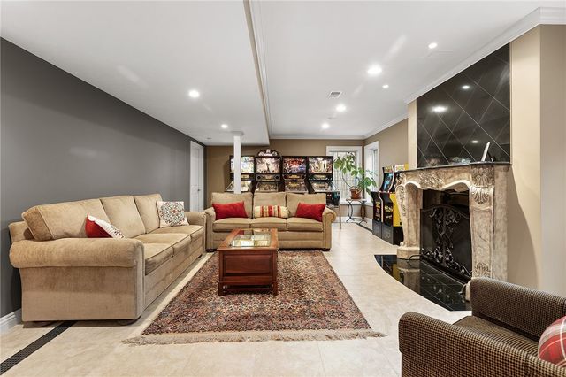 1607 Fieldstone Lane, Franklin Park, PA 15143