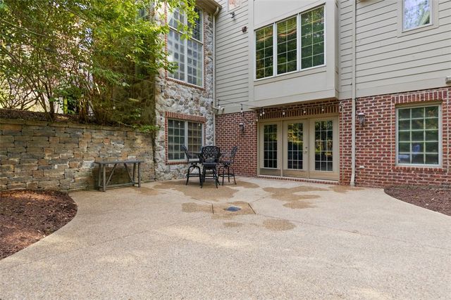 1607 Fieldstone Lane, Franklin Park, PA 15143