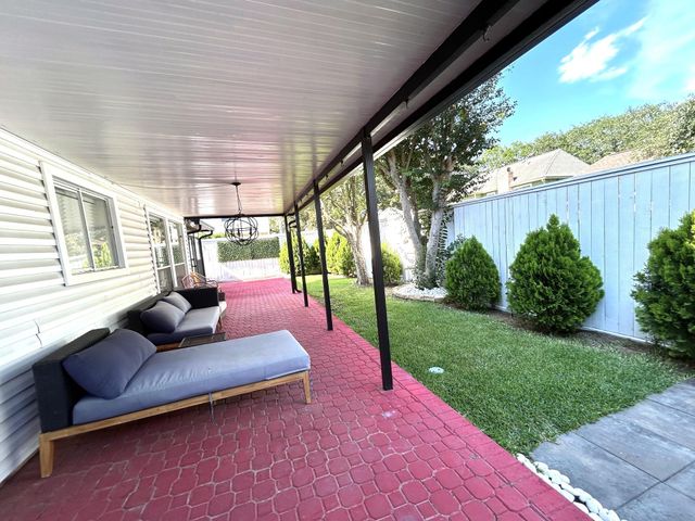 707 Trademark Place, Houston, TX 77079