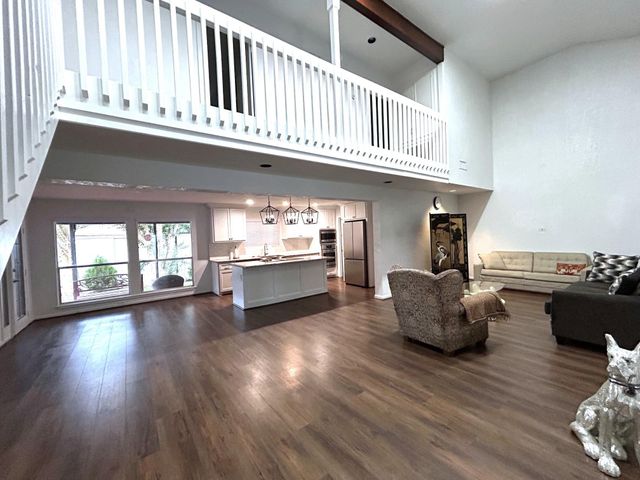 707 Trademark Place, Houston, TX 77079