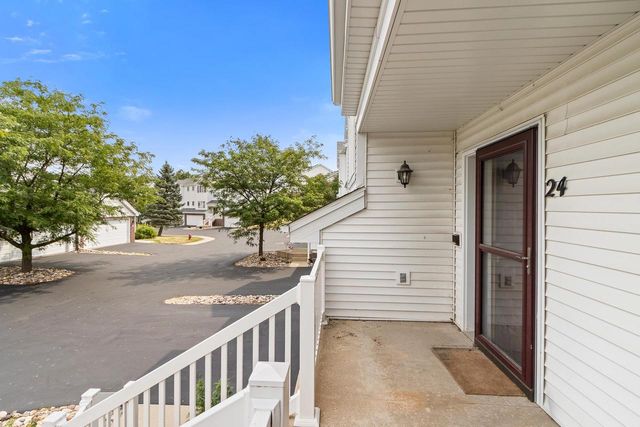 24 Boca Grande Way, Madison, WI 53719