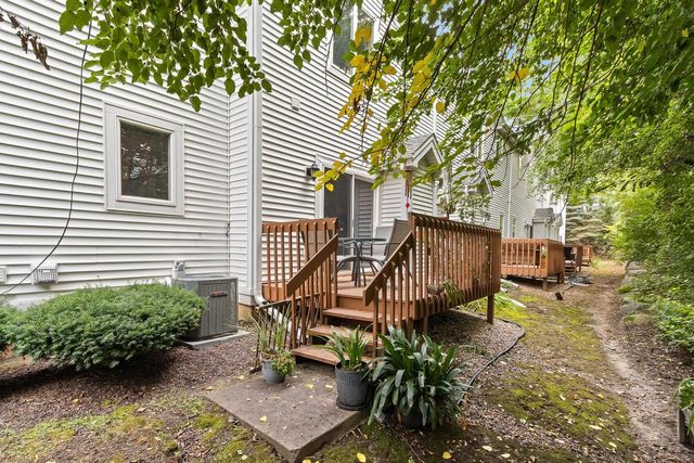 24 Boca Grande Way, Madison, WI 53719
