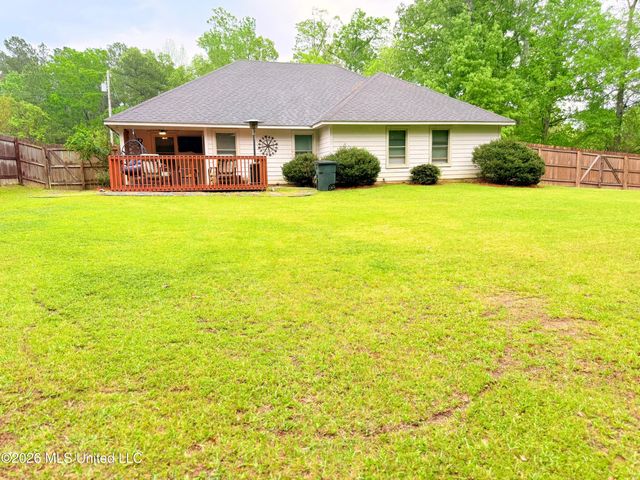 400 Thompson Place, Pearl, MS 39208
