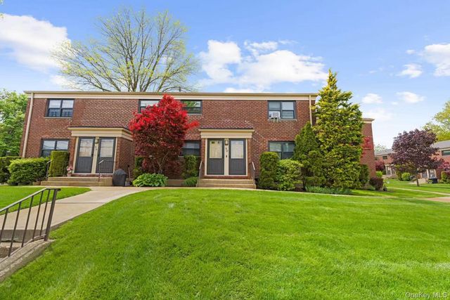 7632 Springfield Boulevard 143A, Oakland Gardens, NY 11364