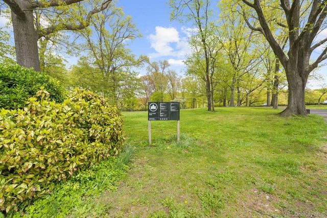 7632 Springfield Boulevard 143A, Oakland Gardens, NY 11364