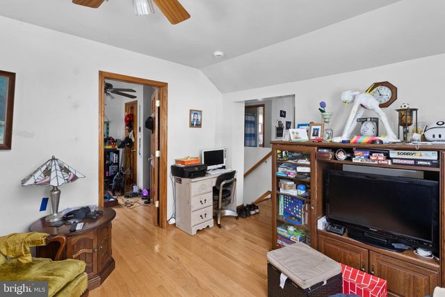 1 LAKEVIEW DR, New Egypt, NJ 08533